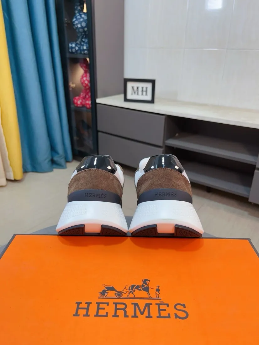 Men's shoes💰580🌸🌸【HERMES】Hermès high-end quality original shoe upper: 🔝tumbled calfskin, suede calfskin, shoe body sewn H totem, outsole: ultra-light TPU foam·rubber; two-color molded outsole, ultra-high quality control·fine workmanship: highlighting (high-end·luxury·grade) 38-44 (45 can be customized)